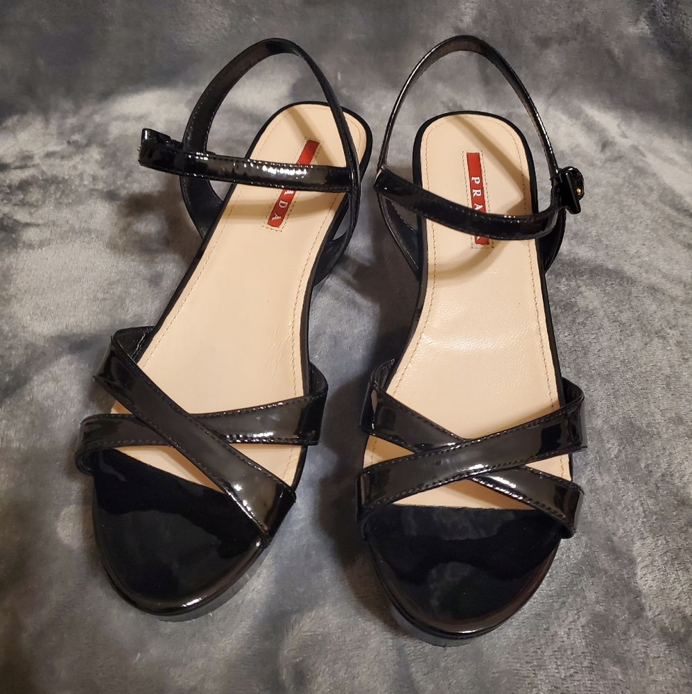 NWOB Prada Black Patent Leather Platform Wedge Sandal Size 37 1/2 - Picture 8 of 9